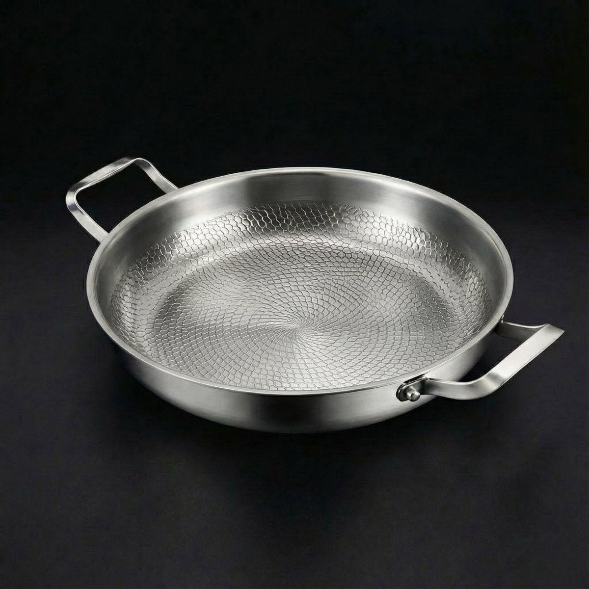 Hand-Hammered Titanium Pan with Two Handles – Okura Cookware