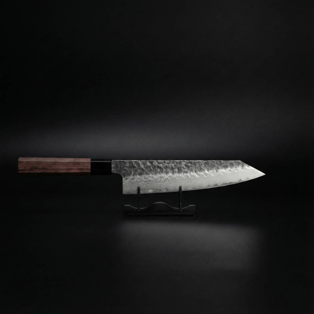 Japanese Hammered Damascus Chef’s Knife – 7.9 inch (20 cm) Balanced Profile