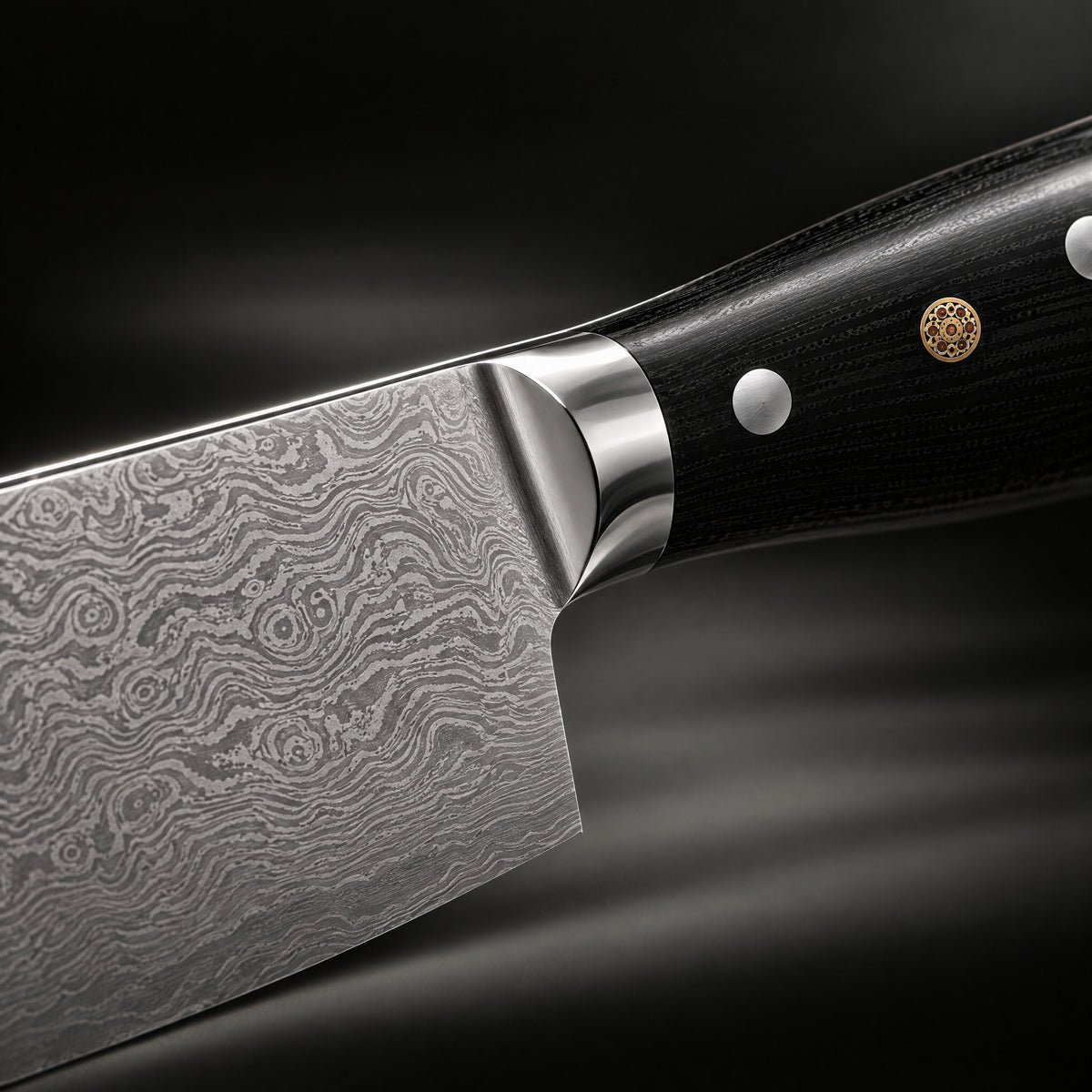 Close-up of the guren petty knife blade and handle