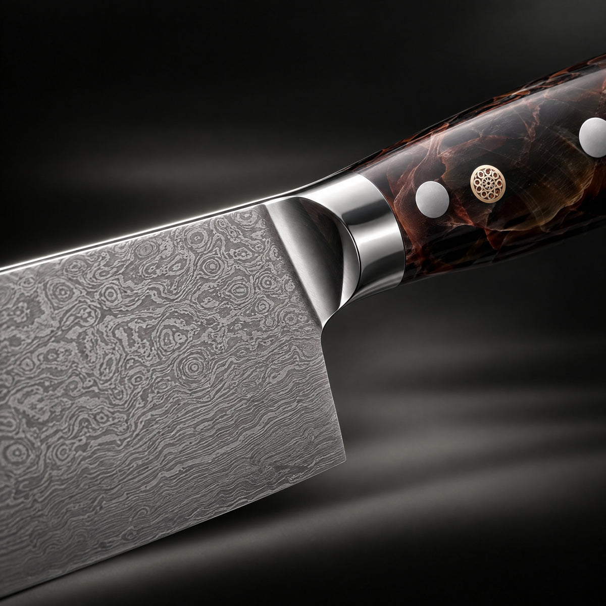 Close-up of the kongo utility knife blade and handle