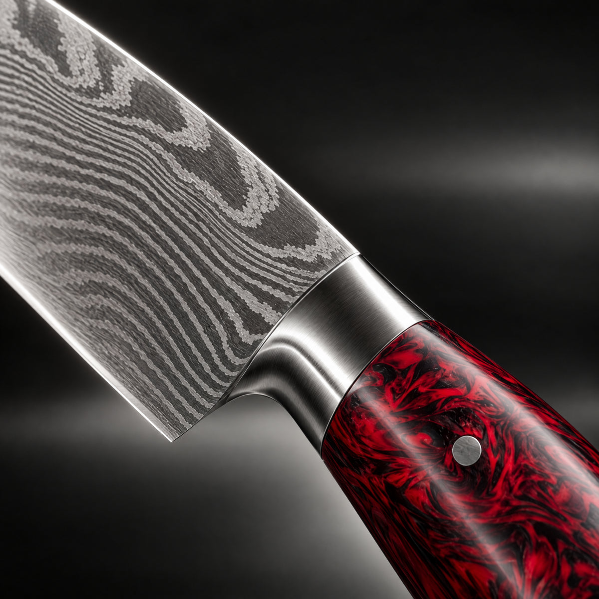 Close-up of the kurenai 5-piece knife set blade and handle
