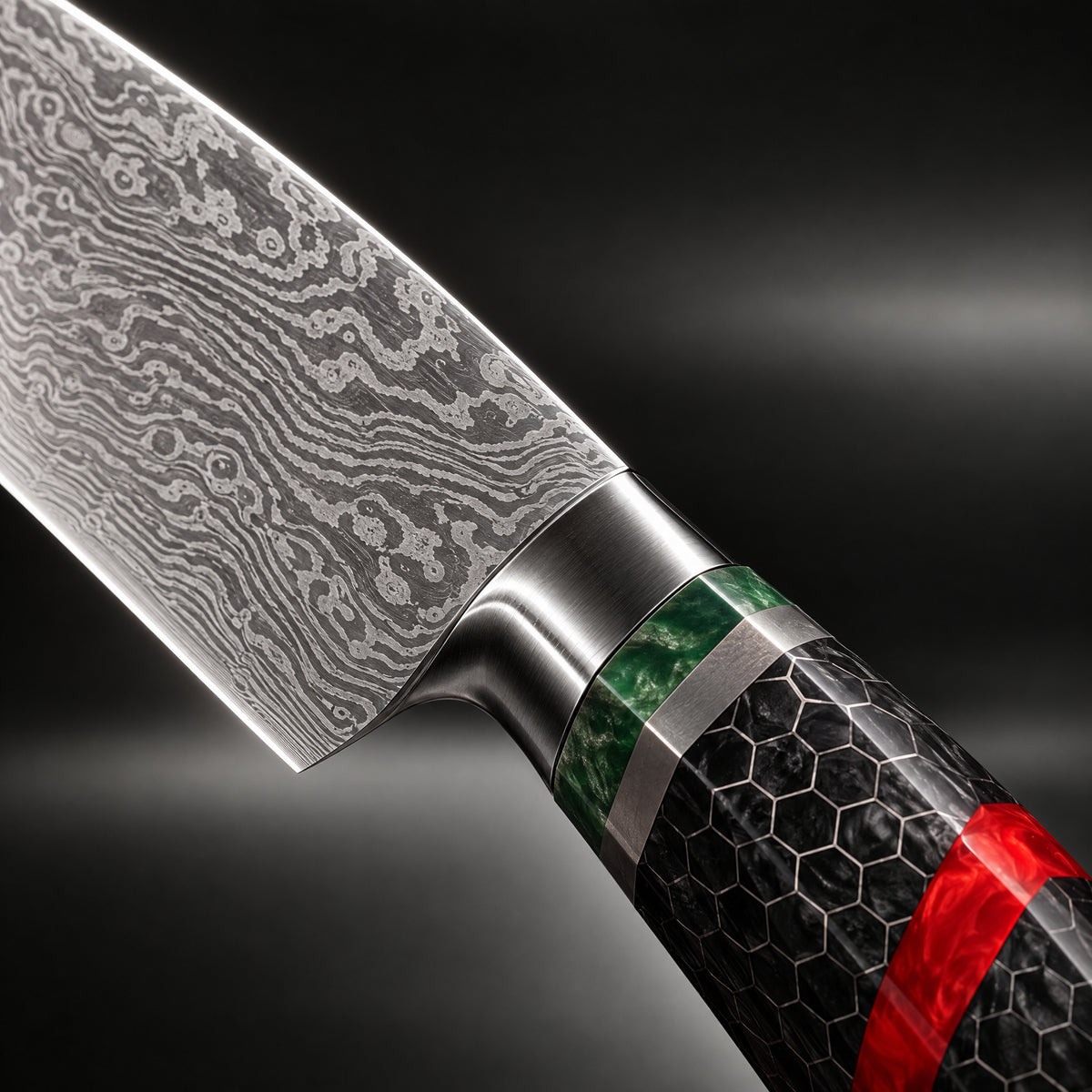 Close-up of the shingen 9-piece knife set blade and handle