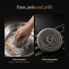 The scrubber on a pan and on a grill grate