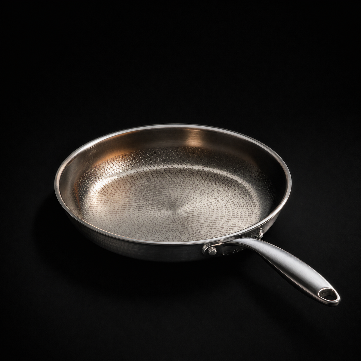 Hand-Hammered Titanium Pan - 3-piece set | World Cup 26