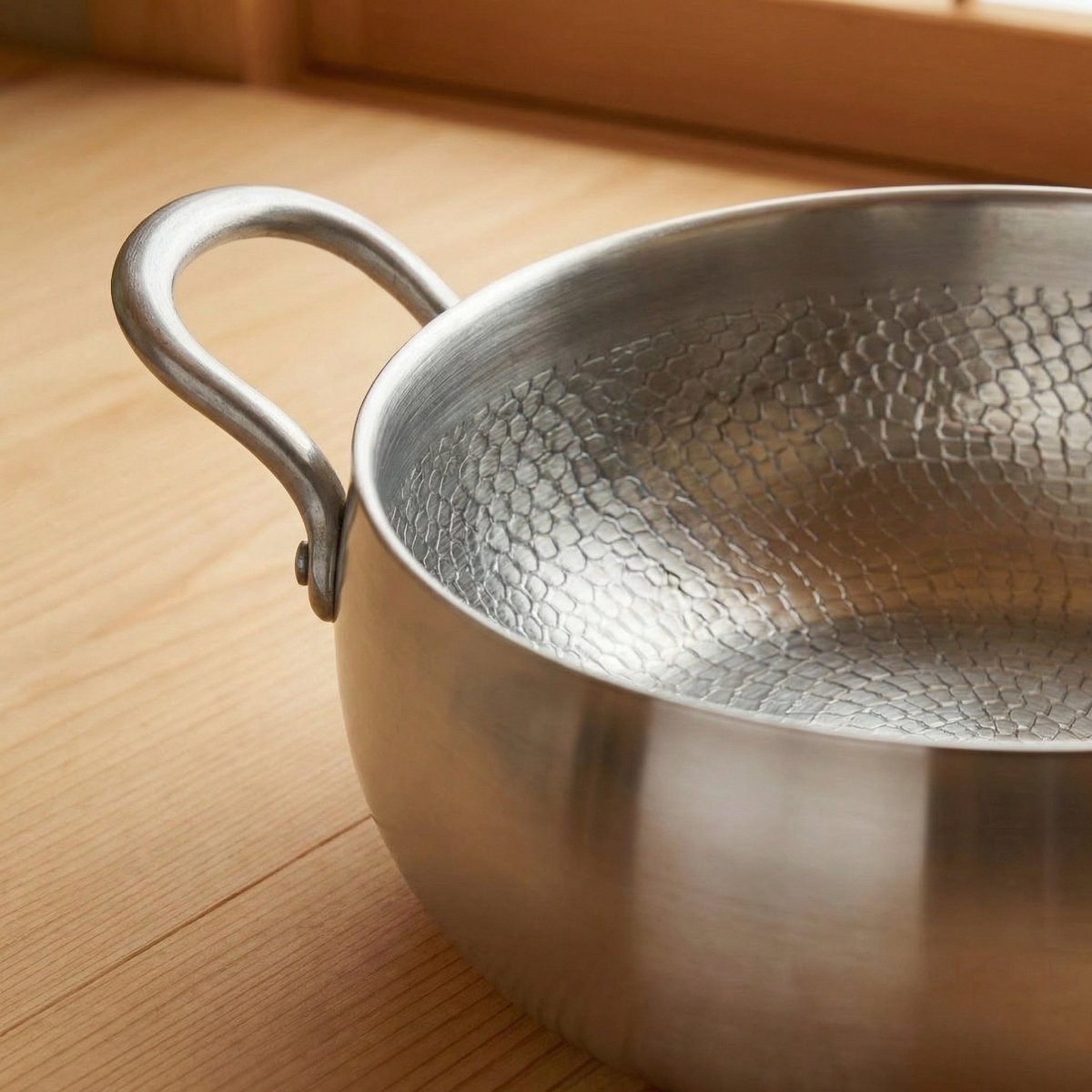 Hand-Hammered Deep Titanium Pot | World Cup 26